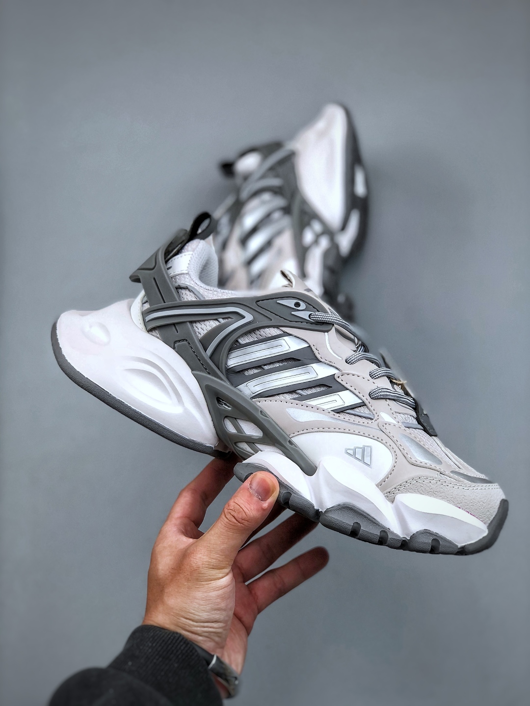 Adidas AD XLG Runner Deluxe CNY Retro Dad Shoes IH1583 5 cmp i1745960771719 3607 0 3