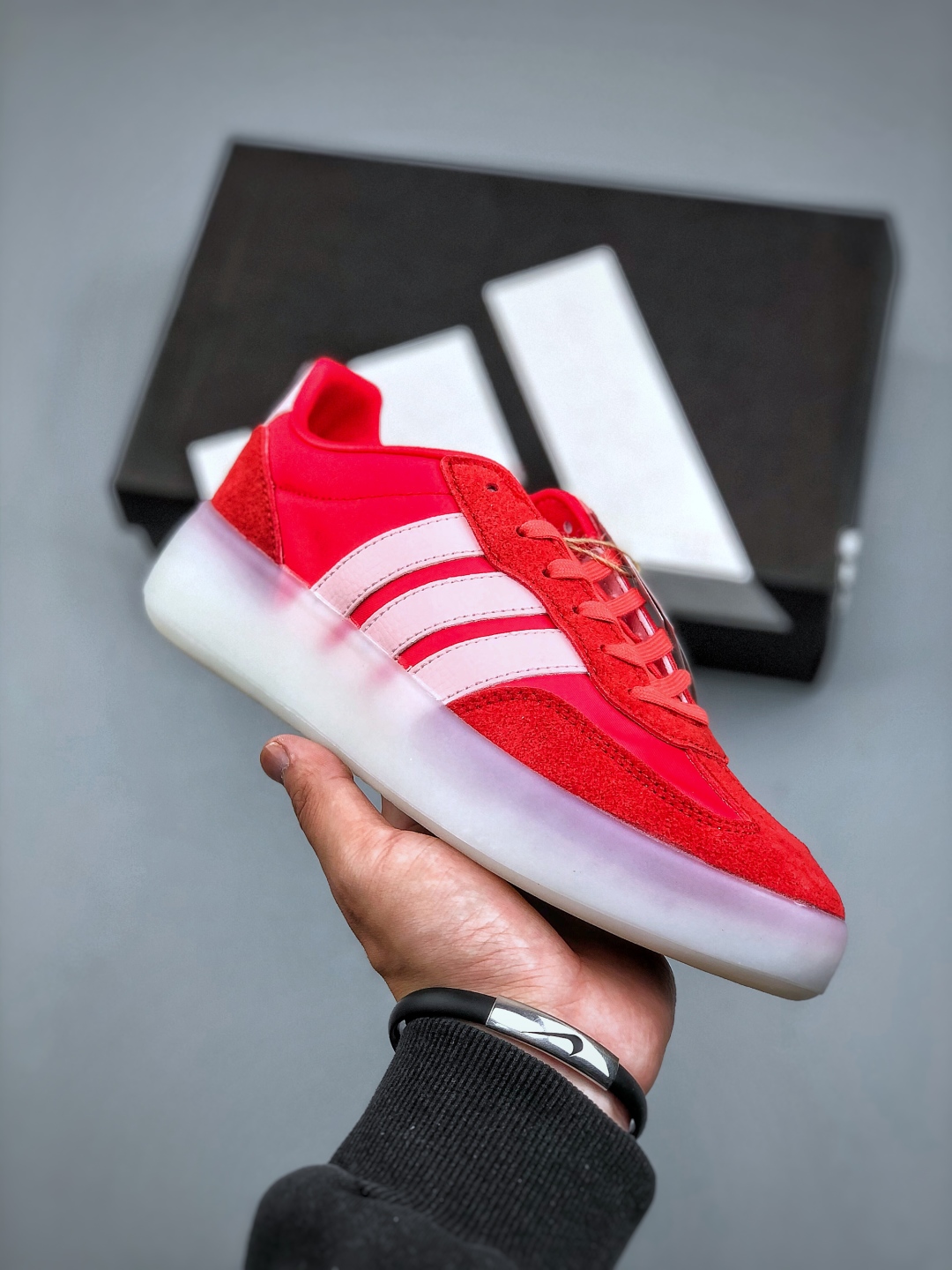 Adidas Barreda Decode Low-Top Casual Sneakers - Comfortable & Shock Absorbent 2 cmp i1745960886390 37 0 0