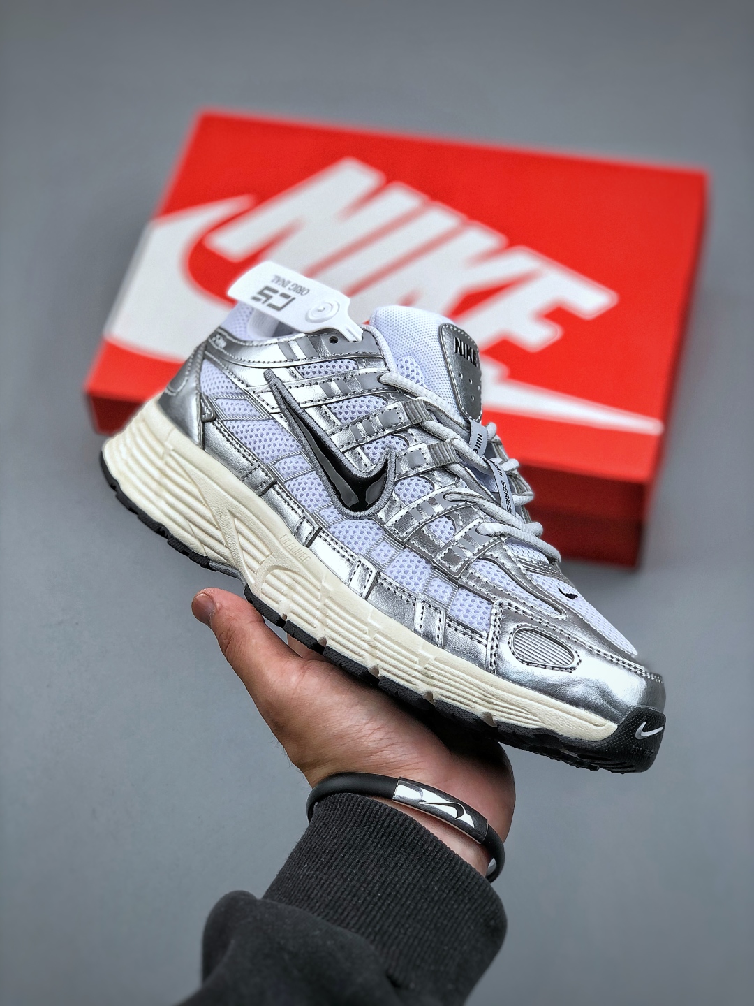 Nike P-6000 Initiator Running Shoes - Silver/Black Retro Sneakers for Men 2 cmp i1745960921603 331 0 0