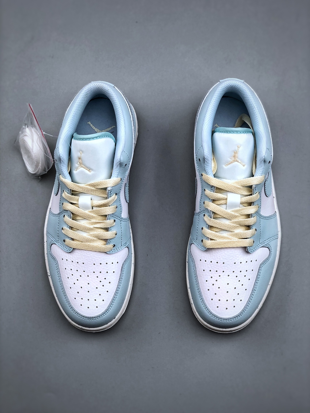 Air Jordan 1 Low 'Ice Blue' Premium Leather Casual Sneakers HJ5999-400 6 cmp i1745960969570 1068 0 3
