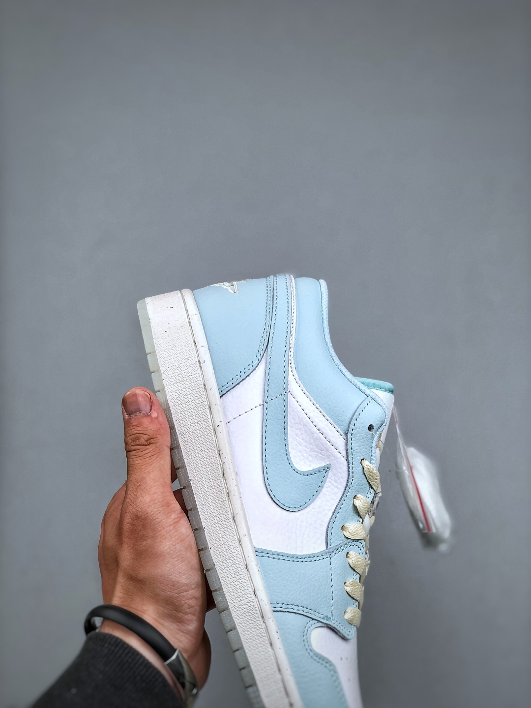 Air Jordan 1 Low 'Ice Blue' Premium Leather Casual Sneakers HJ5999-400 7 cmp i1745960970930 9875 0 4