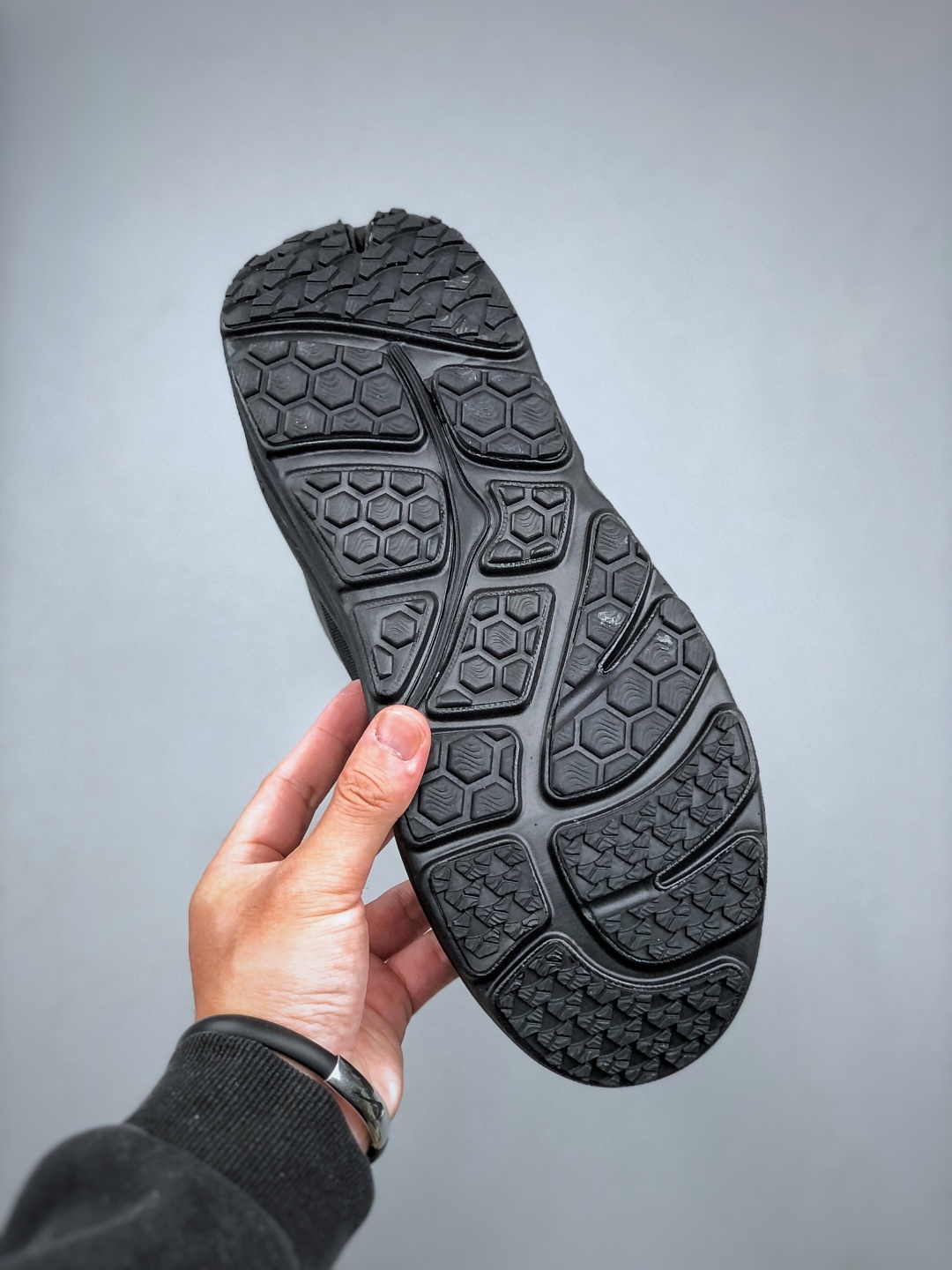 Hoka One One Bondi B3LS Running Shoes - Comfortable, Slip-Resistant, Durable 9 cmp i1745961123620 5329 0 7