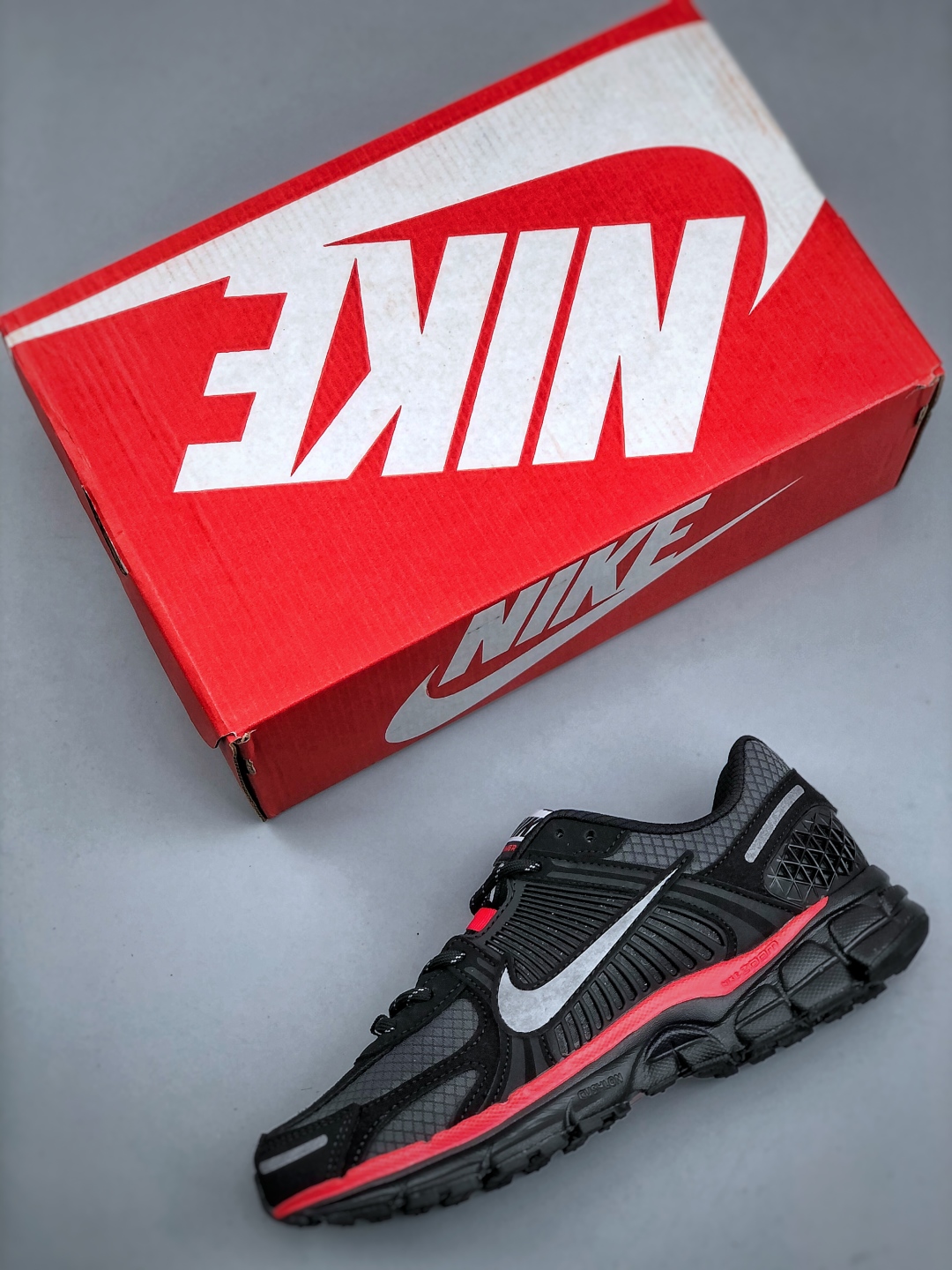 Nike ZOOM Vomero 5 SP Retro Fashion Mesh Breathable Sneakers BV1358-001 4 cmp i1745961184133 7449 0 2