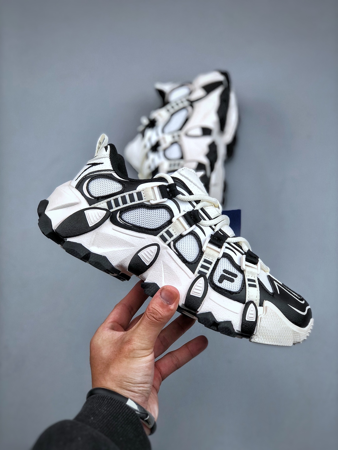 Fila Fusion Exocet Women's Sneakers - Stylish, Comfortable & Retro-Inspired 5 cmp i1745961604755 8007 0 3