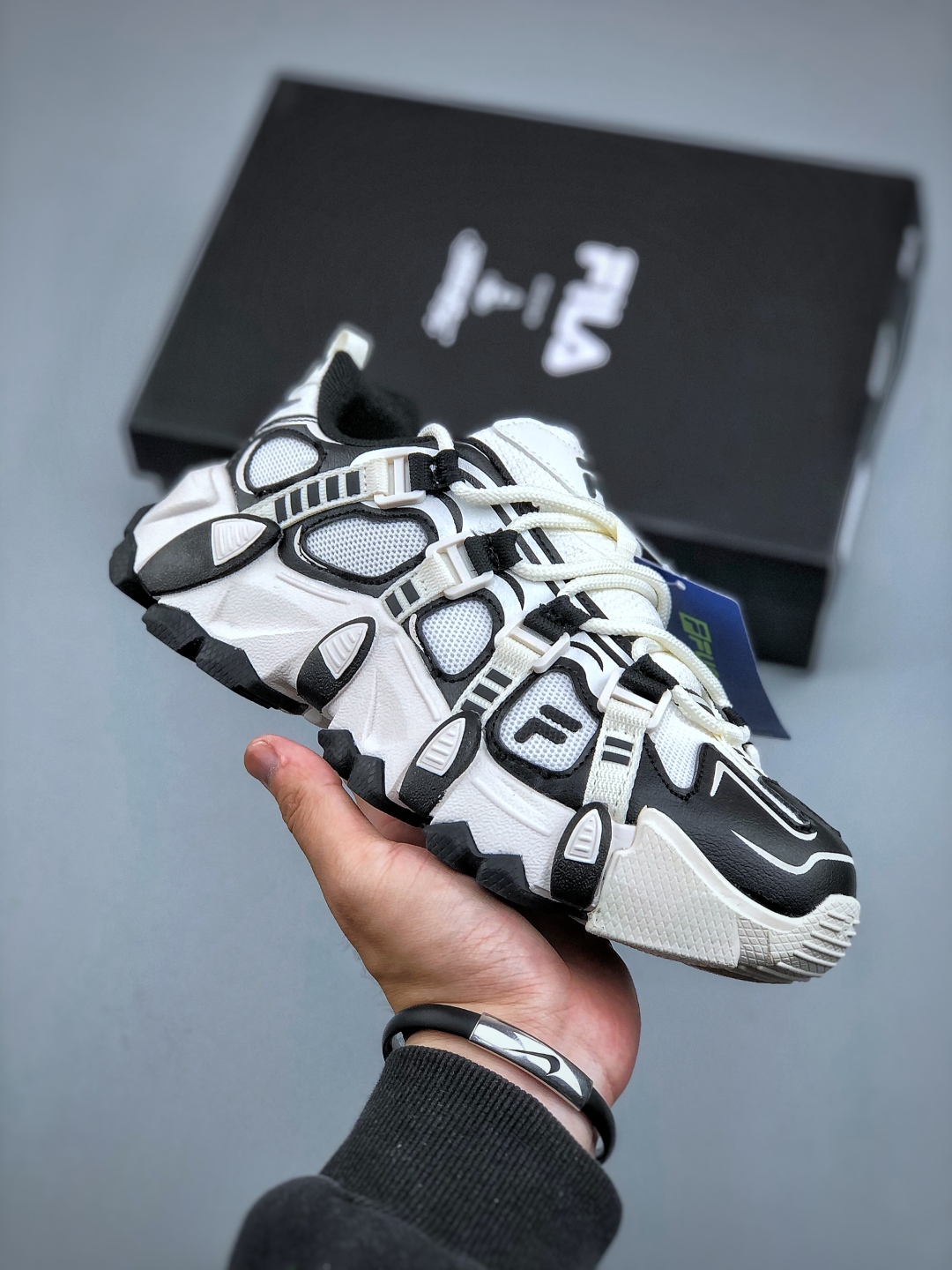 Fila Fusion Exocet Women's Sneakers - Stylish, Comfortable & Retro-Inspired 2 cmp i1745961604769 9064 0 0