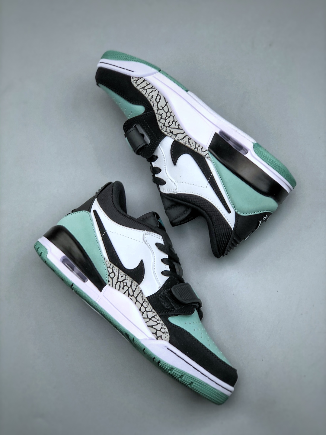 Nike Air Jordan Legacy 312 Low Leather White Black Green 10 cmp i1745961729705 4322 0 8