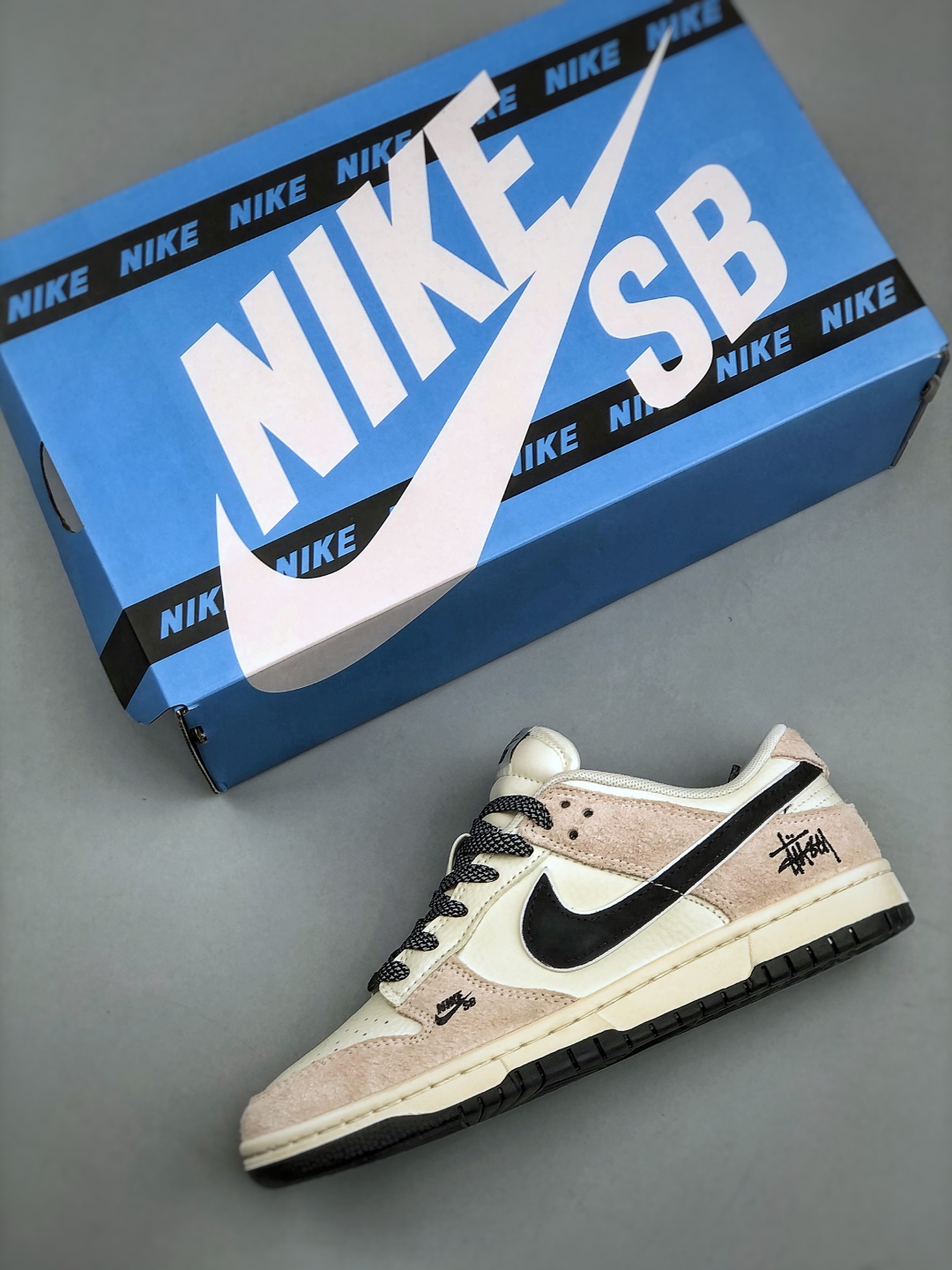 Nike SB Dunk Low x Stussy White Black - Premium Quality & Comfort 4 cmp i1745962142076 8171 0 2