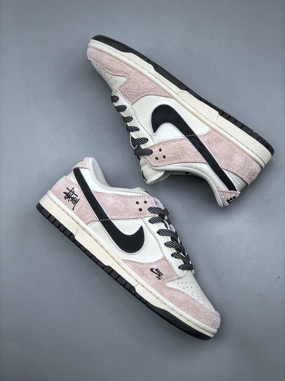 Nike SB Dunk Low x Stussy White Black - Premium Quality & Comfort 10 cmp i1745962143695 8456 0 8