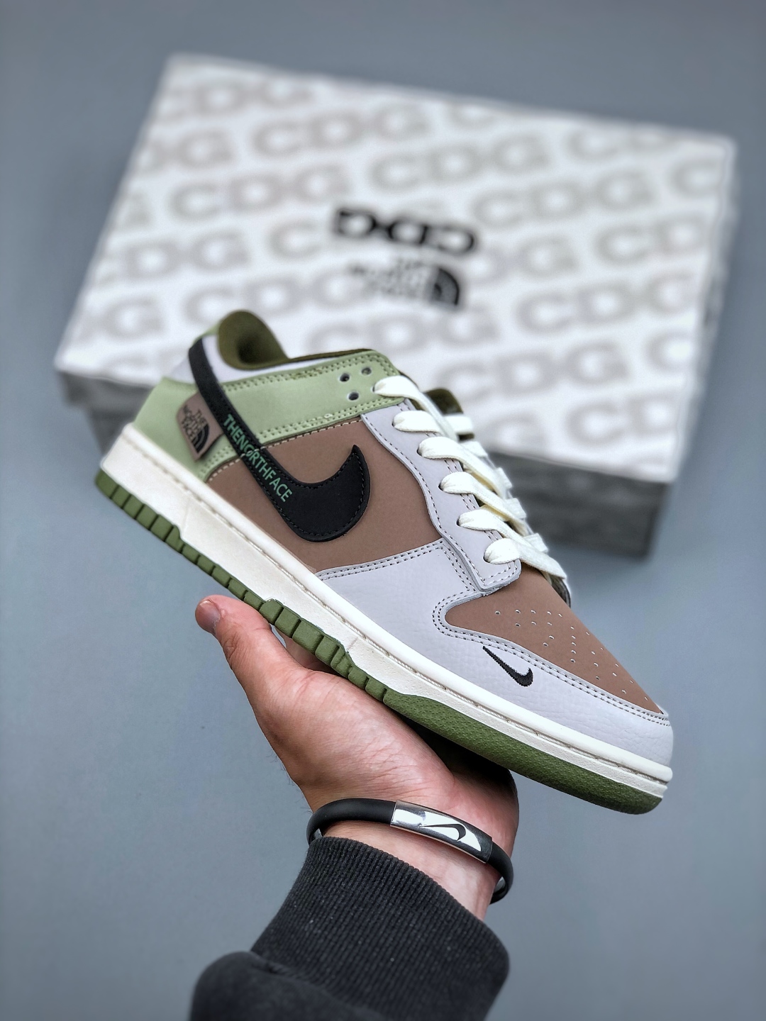 Nike SB Dunk Low x The North Face Sneakers - Grey, Brown & Black 2 cmp i1745962221919 4336 0 0