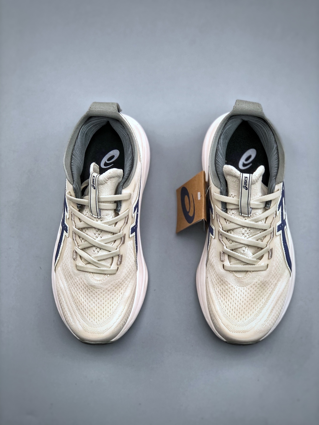 Asics Gel-Nimbus 27 Retro Breathable Casual Shoes - Durable Men's Running Shoes 6 cmp i1745962275861 1898 0 4