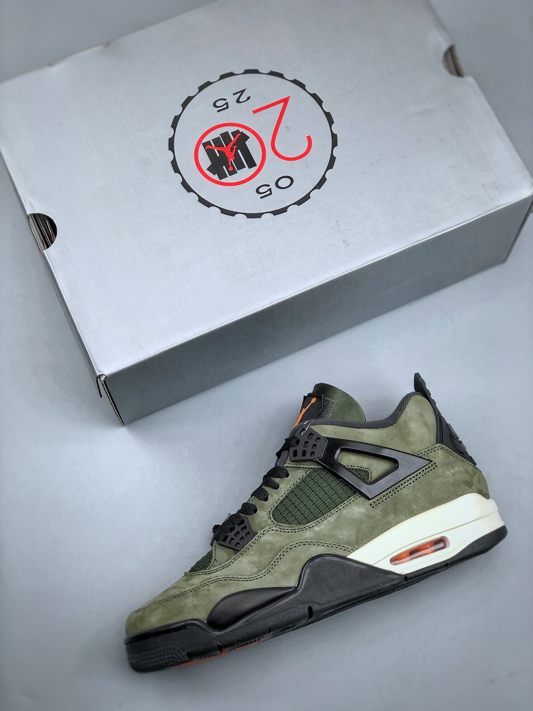 Nike Air Jordan 4 Retro x UNDEFEATED Military Green Suede Sneakers 4 cmp i1745962742393 4471 0 2