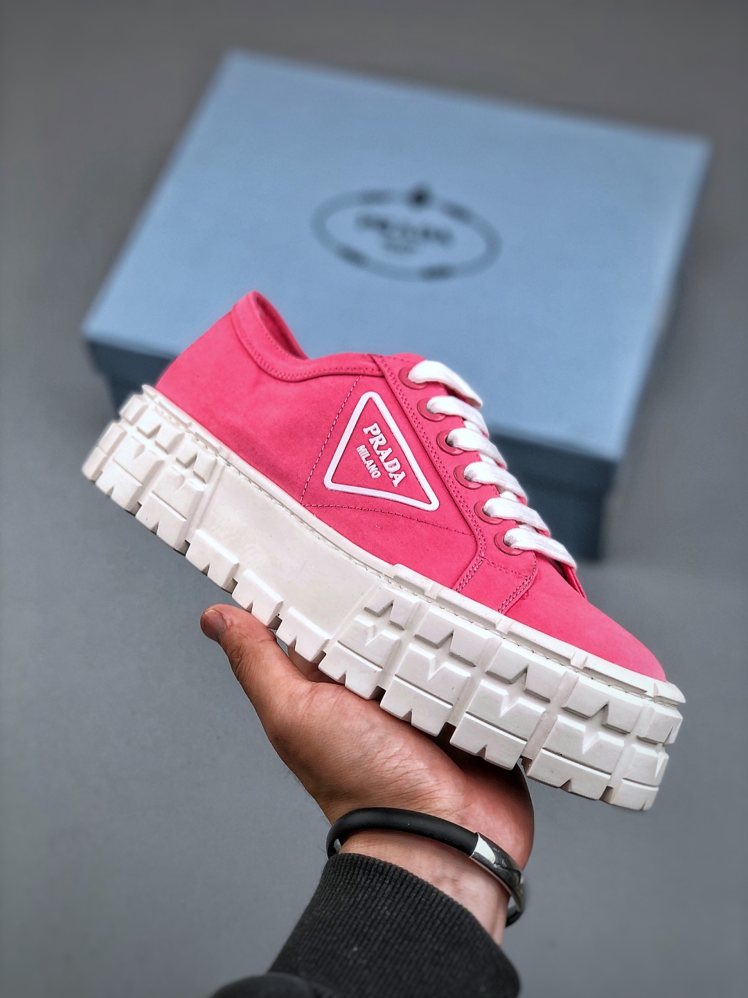Prada 2025 New Thick-Soled Washed Canvas Shoes Women's Fashion Sneakers 2 cmp i1745963130403 116 0 0