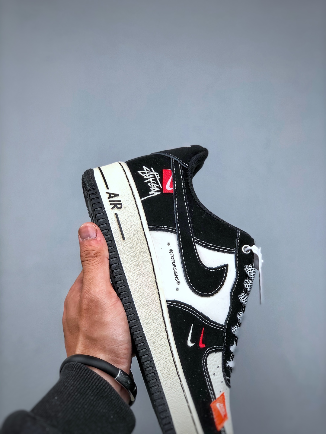 Nike Air Force 1 '07 Low Stussy Black and White Casual Sneakers 7 cmp i1745963331169 1121 0 5