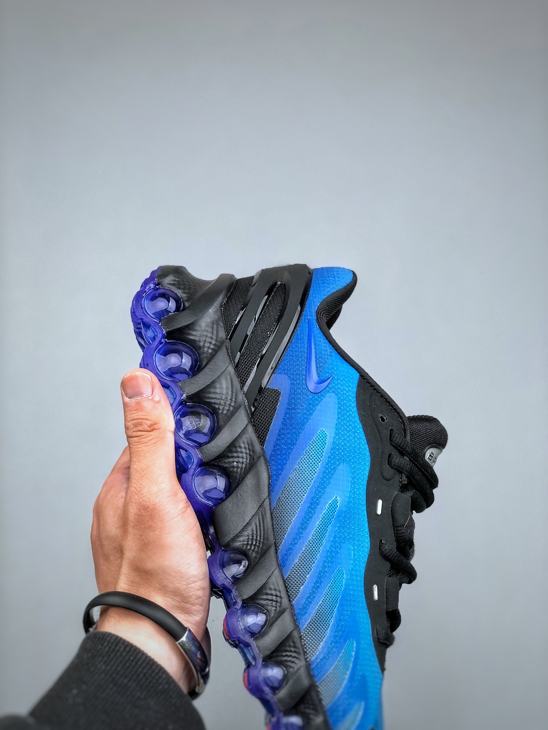 Nike Air Max DN8: Dynamic Air Cushioning for All-Day Comfort(FQ7860 500) 7 cmp i1746156221647 23 0 5