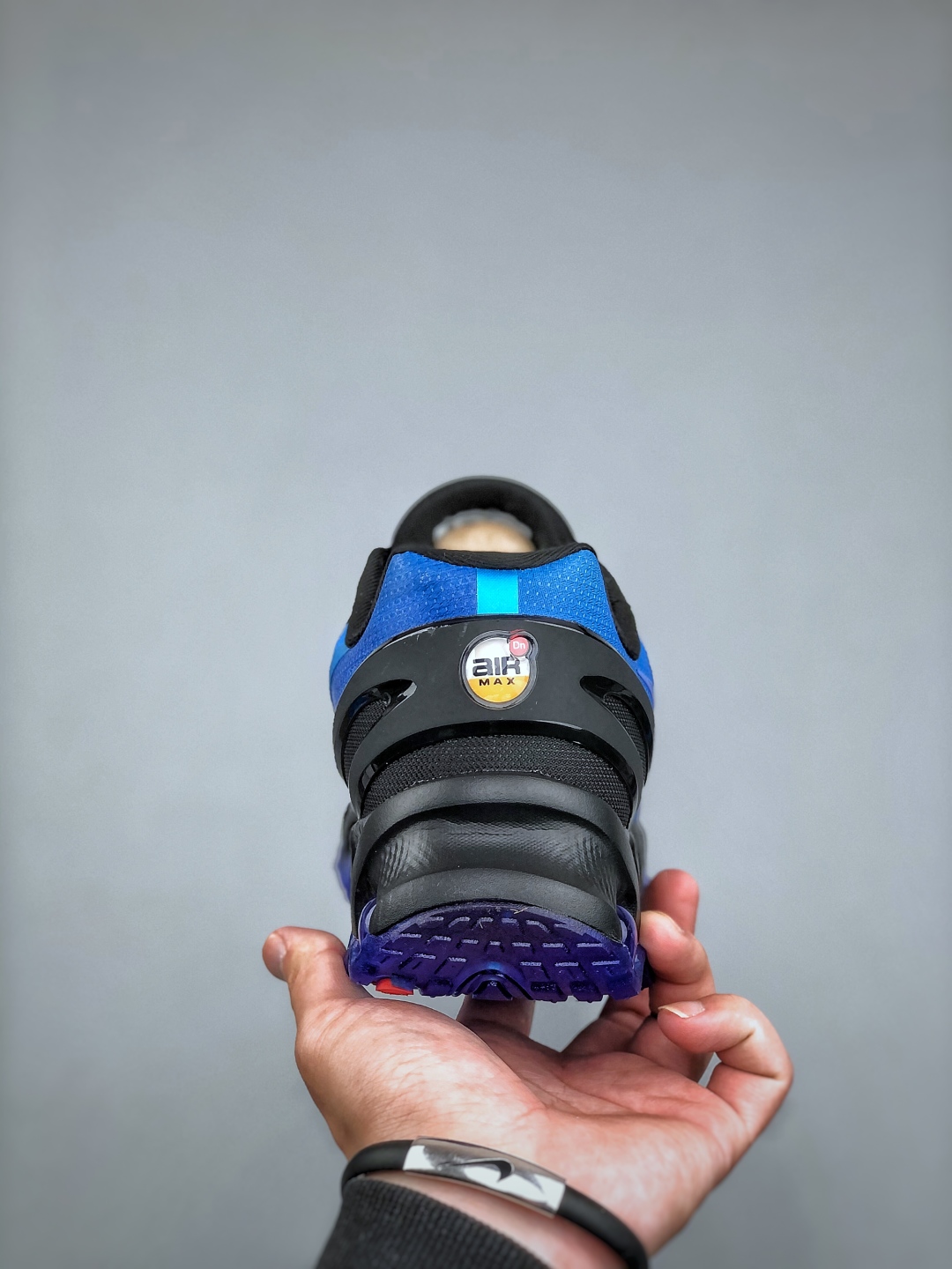 Nike Air Max DN8: Dynamic Air Cushioning for All-Day Comfort(FQ7860 500) 8 cmp i1746156223238 79 0 6