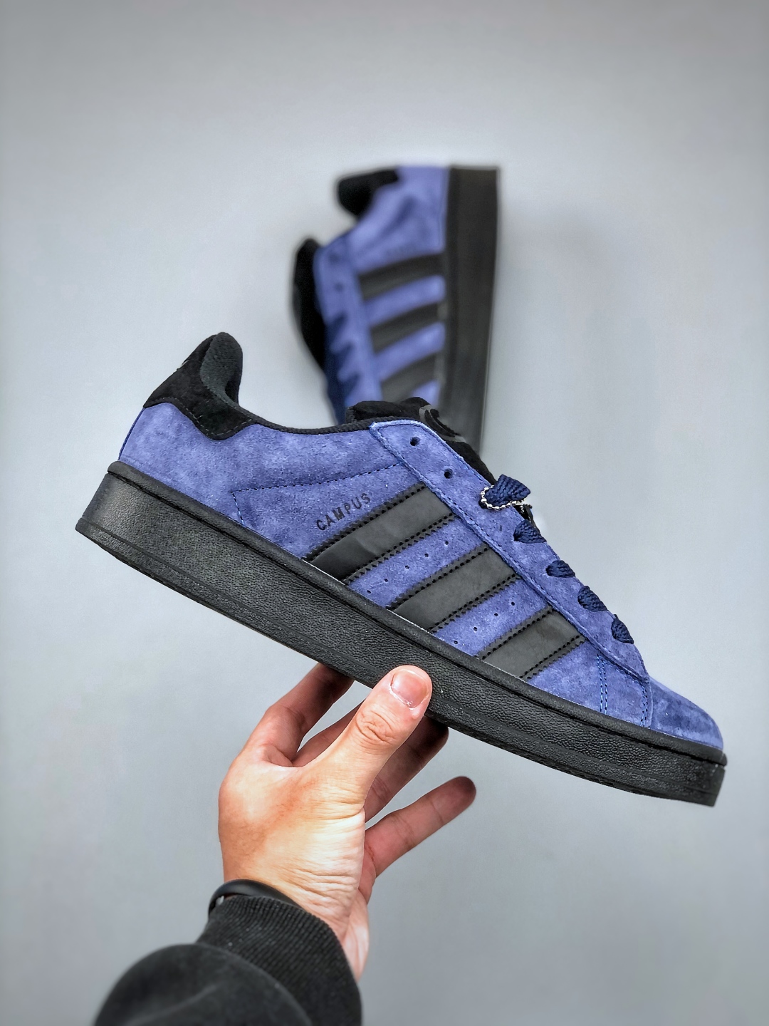 Adidas Originals Campus 00s: Retro-Cool Casual Bread Shoes in Deep Blue 5 cmp i1746157377226 1657 0 3