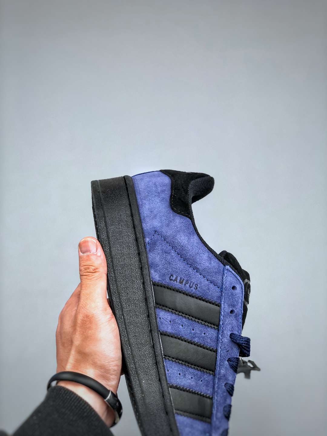 Adidas Originals Campus 00s: Retro-Cool Casual Bread Shoes in Deep Blue 7 cmp i1746157392805 5273 0 5