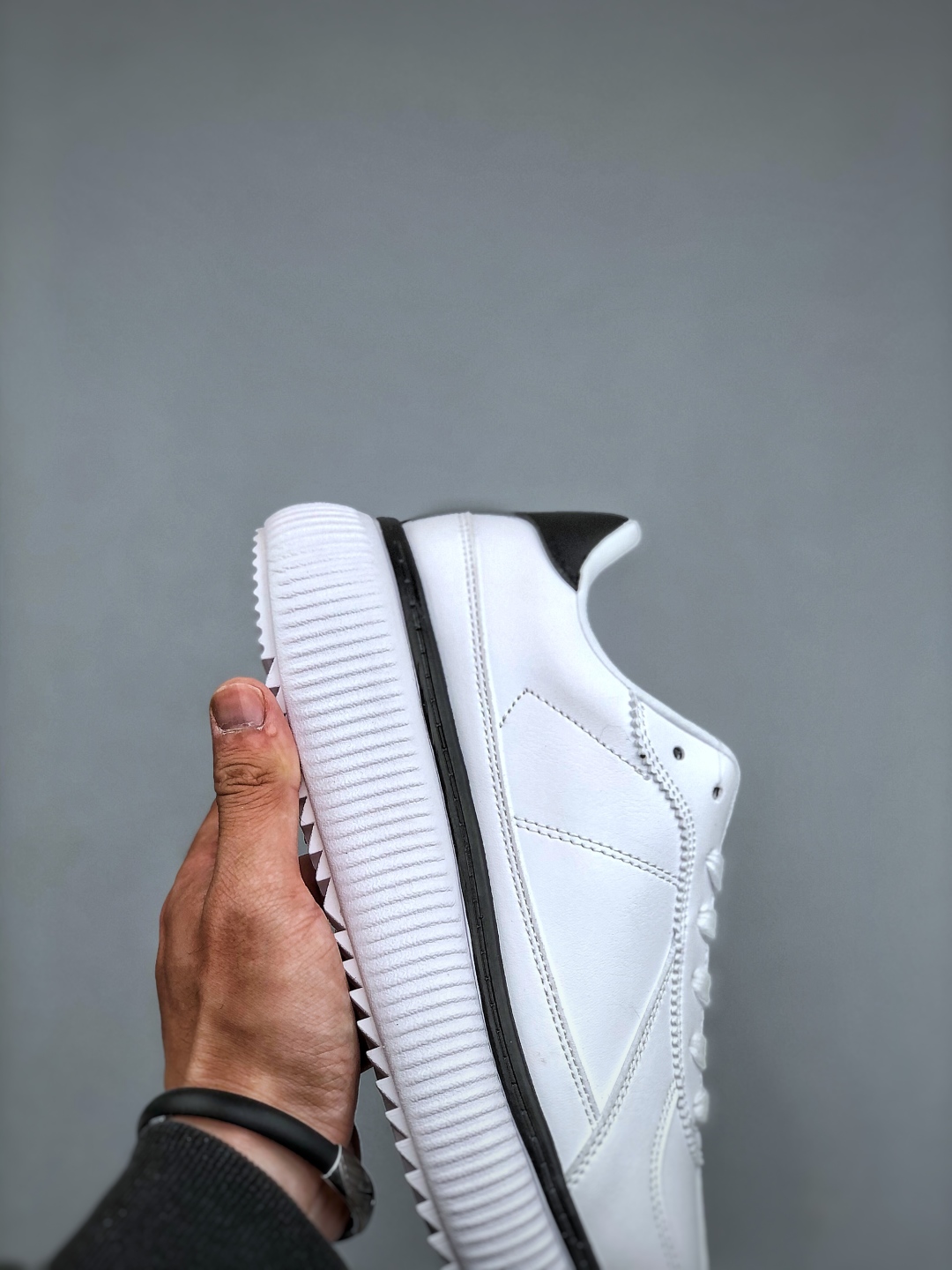 Onitsuka Tiger Delecity White Leather Platform Sneakers - Style 1183B873-101 7 cmp i1746157832373 5878 0 5