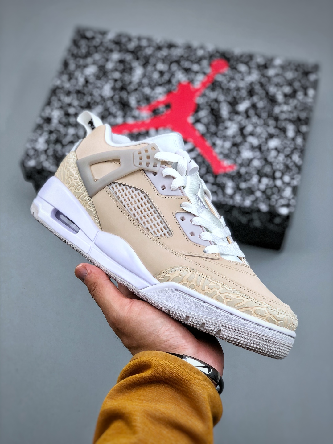 Air Jordan Spizike Low HV6528-100, Comfortable and Stylish Low Top Sneakers 2 cmp i1746219375511 1712 0 0