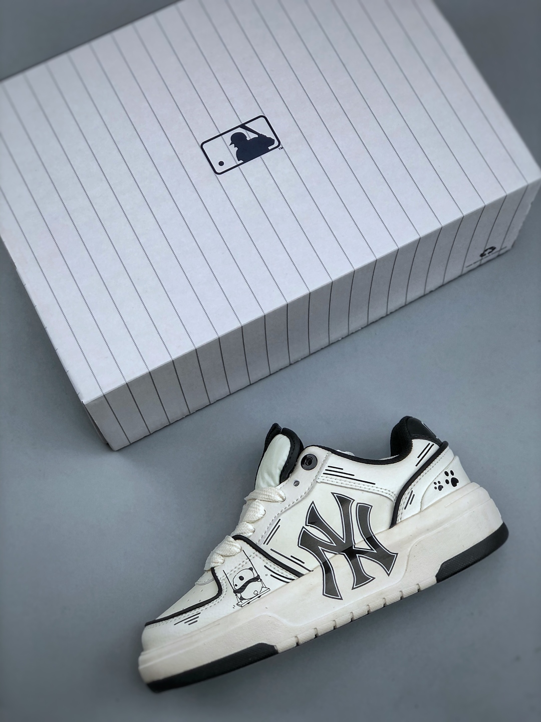 MLB NY Yankees Graffiti Print Chunky Sneakers Height Increasing - 3ASXCA12N 4 cmp i1746219466528 6339 0 2