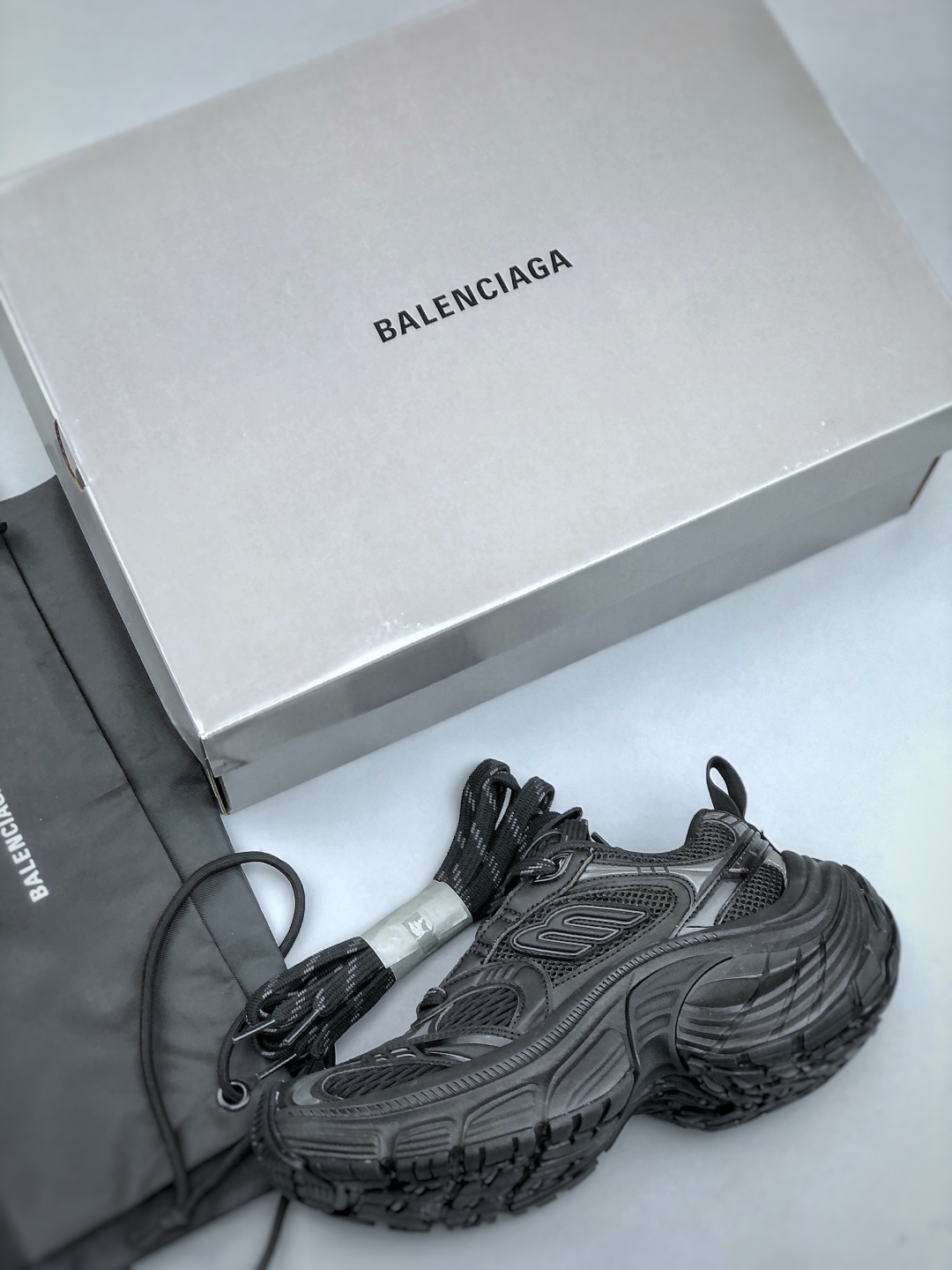 Balenciaga 6XL Cargo Lace-Up Sneakers - Round Toe, Low Top, Casual Shoes 4 cmp i1746220720982 1731 0 2