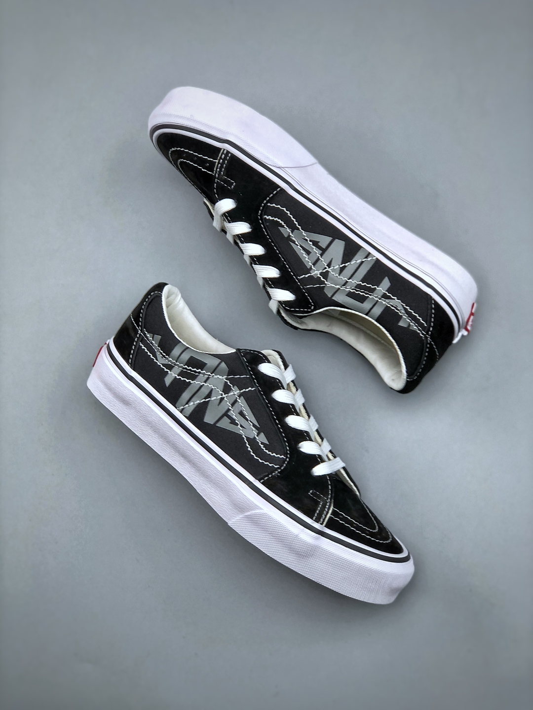 Vans SK8-Low Classic Low Top Black and White Casual Canvas Shoes VN0A4UUK6BT 10 cmp i1746304975810 4682 0 8