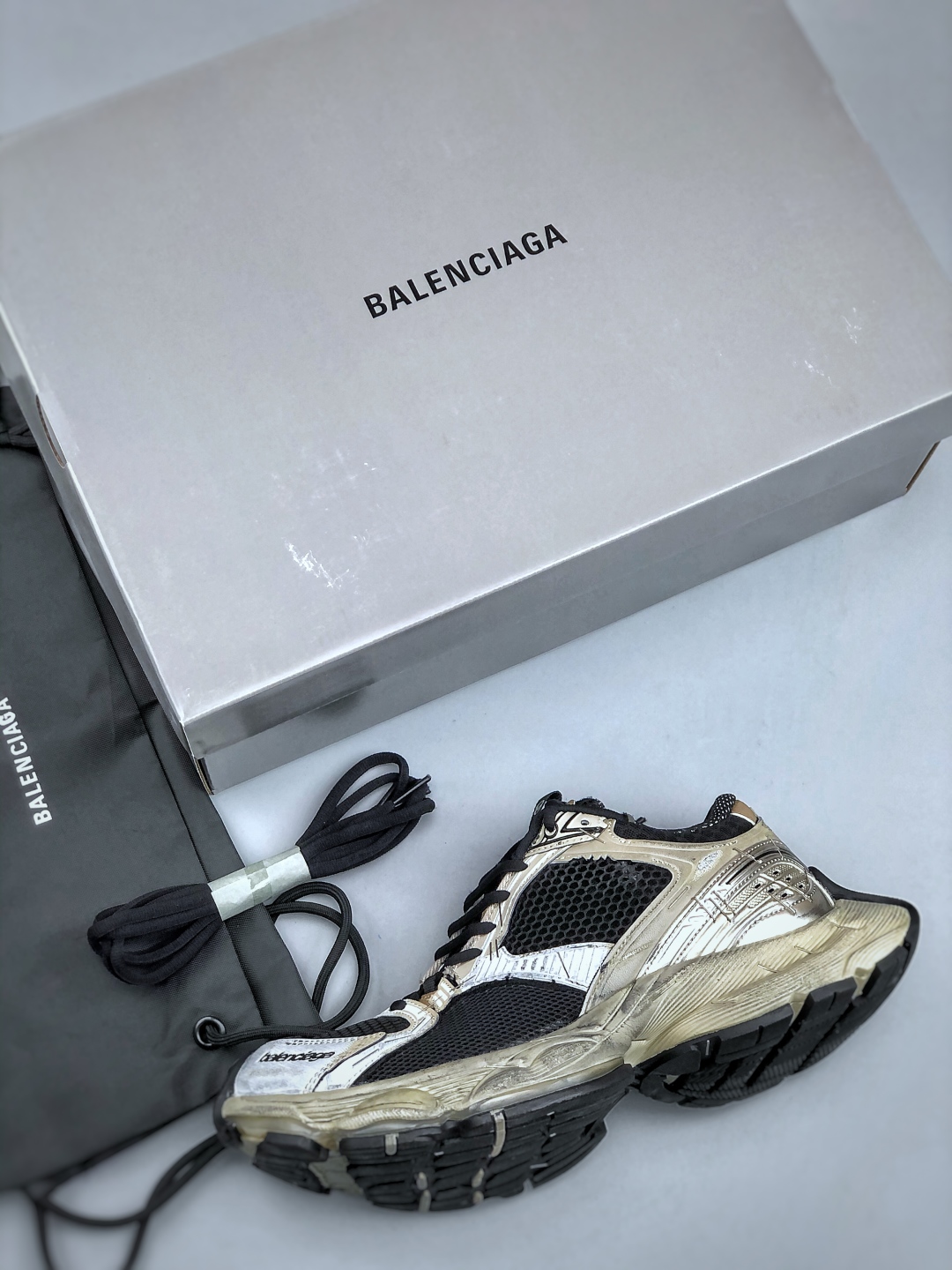 Balenciaga Stapler Low Sneakers - Retro Style, Comfortable, and Versatile 4 cmp i1746305237682 6400 0 2