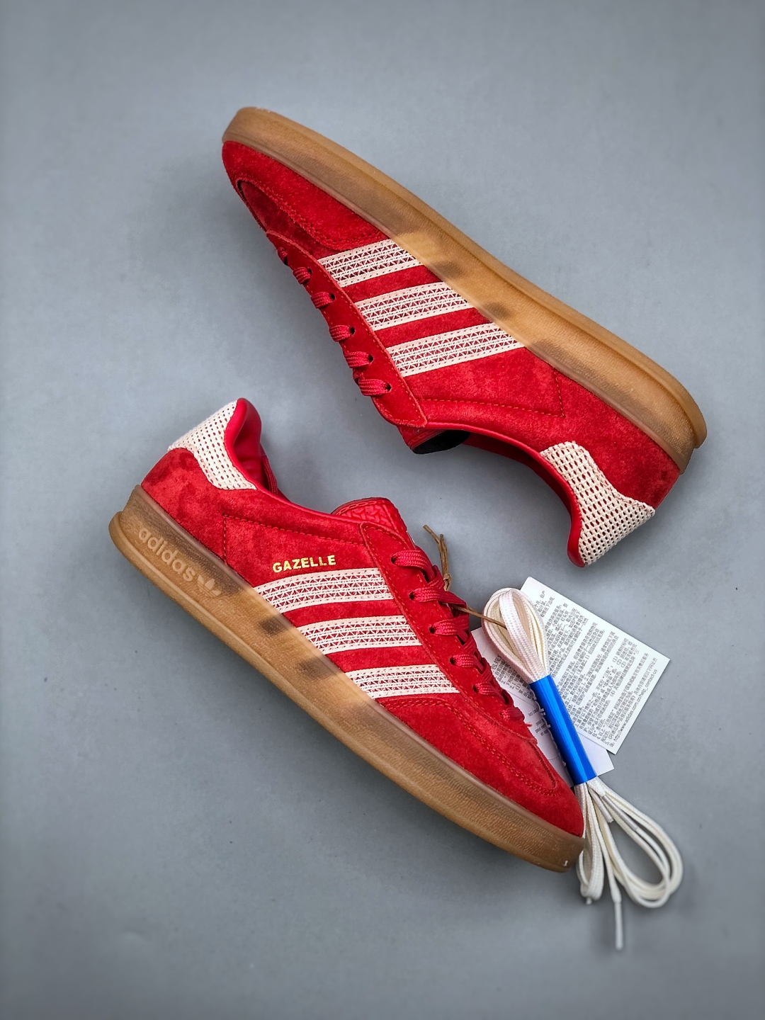 Adidas Original Gazelle Indoor Trainers - Low-Top Retro Casual Sneakers 10 cmp i1746305373938 3859 0 8