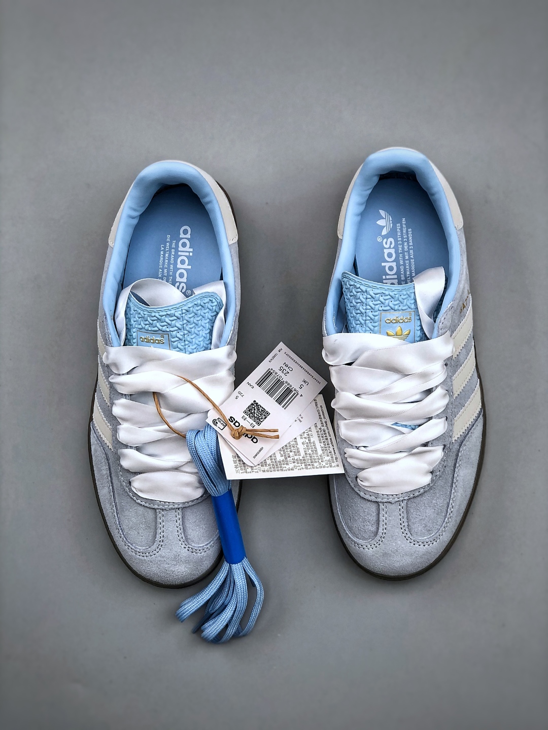 Adidas Original Gazelle Indoor Trainers - Retro Low-Top Sneakers 6 cmp i1746305388496 428 0 4