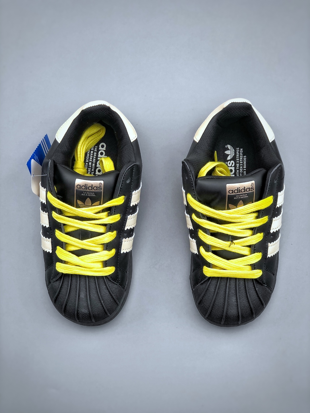Adidas Originals Superstar '92 Low-Top Casual Sneakers - Black/White/Yellow 6 cmp i1746305675445 7448 0 4