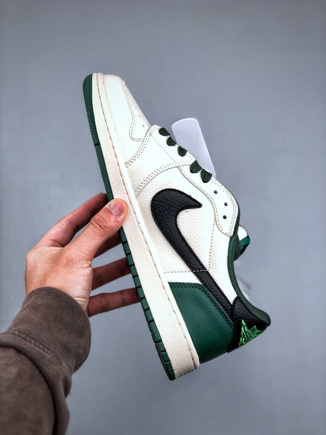 Travis Scott x Fragment Air Jordan 1 Low OG SP 'Military Blue' 3 cmp i1746305941045 1453 0 2