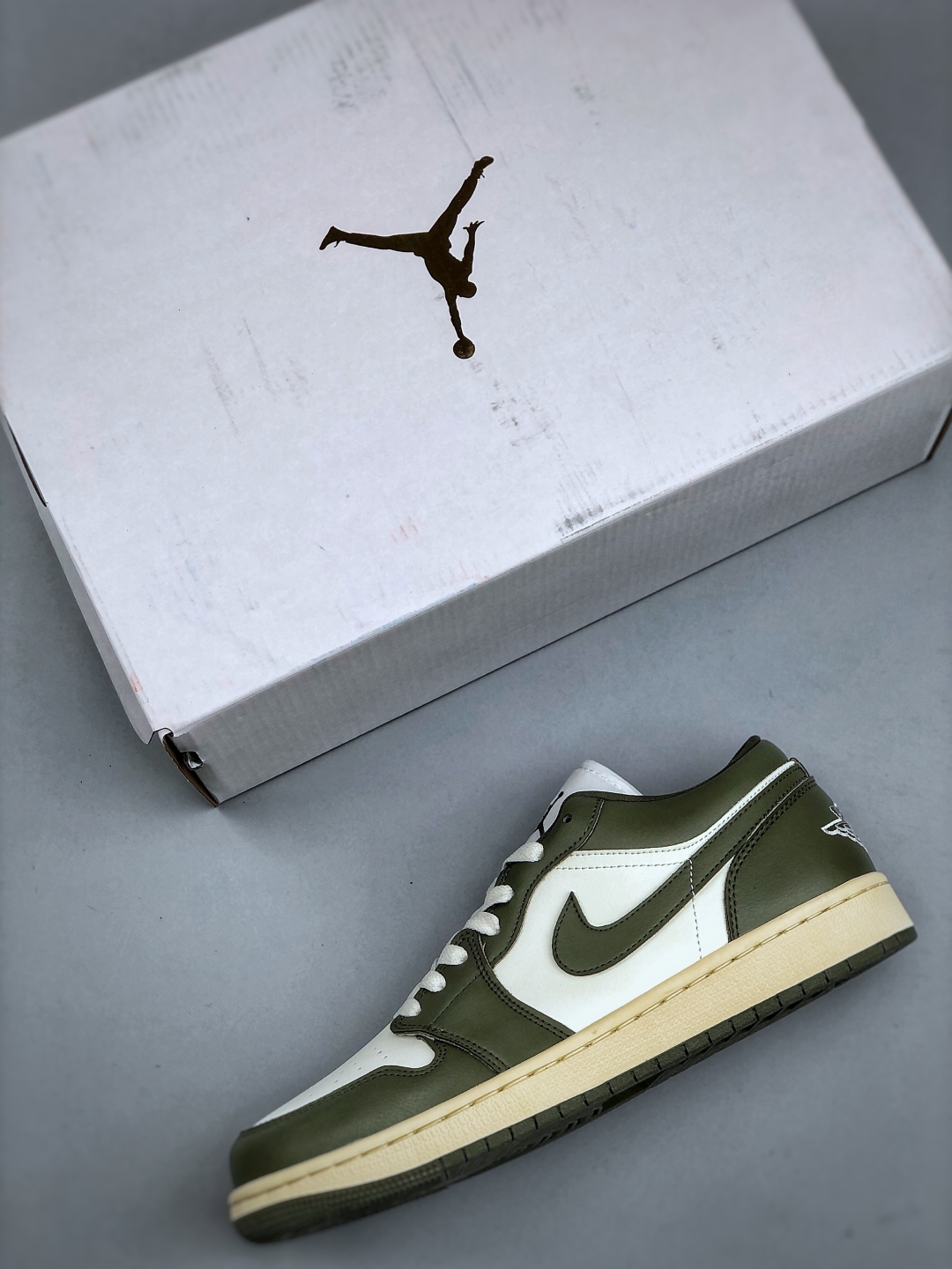 Air Jordan 1 Low 'Military Green' Leather Sneaker (DC0774-122) 4 cmp i1746306034842 707 0 2