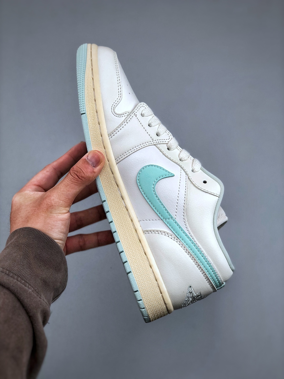 Air Jordan 1 Low White Mint Green Casual Sneakers DC0774-134 3 cmp i1746306124962 3656 0 1