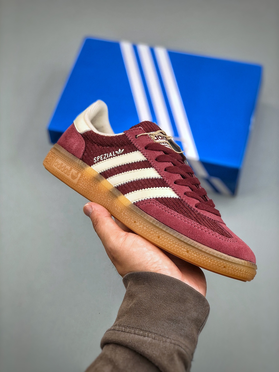 Adidas Handball Spezial Burgundy White - Classic Leather Retro Sneakers 2 cmp i1746306247303 3601 0 0