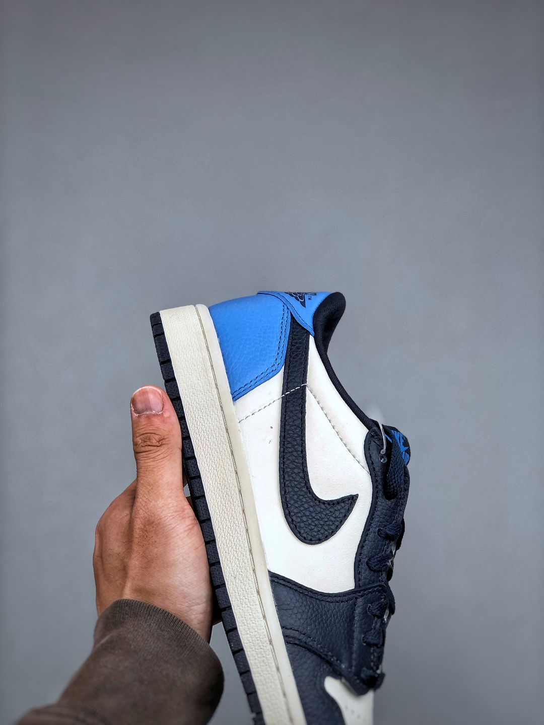 Air Jordan 1 Retro Low Obsidian: Premium Comfort and Style for Everyday Wear 7 cmp i1746307664839 6317 0 5