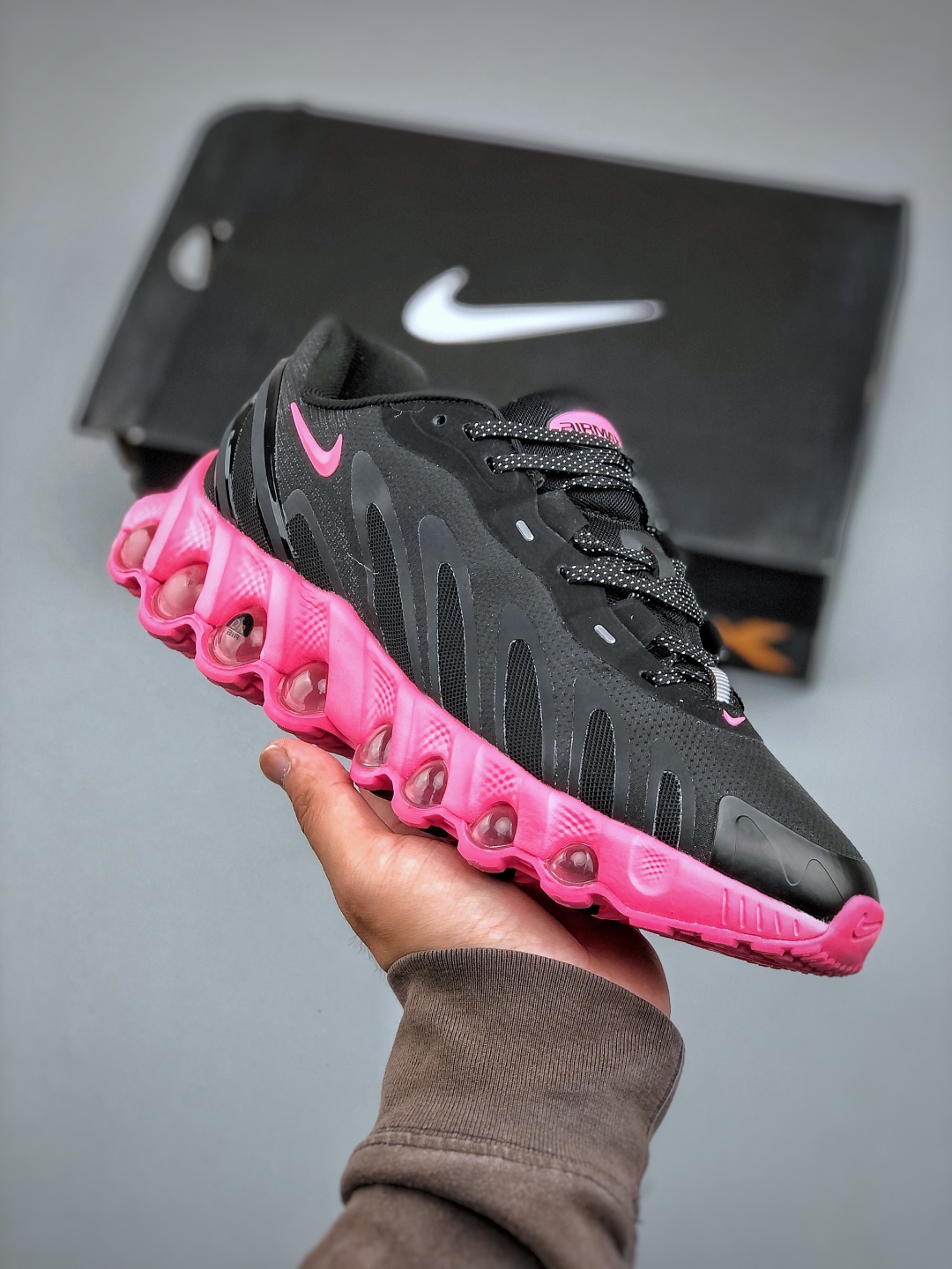 Nike Air Max DN8 Running Shoes - Full-Length Air Cushion, Enhanced Comfort 2 cmp i1746307693526 9811 0 0