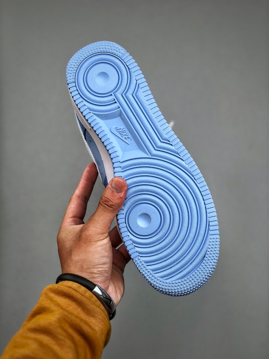Nike Air Force 1 Low '07 White Blue Patent Leather - Iconic Style 9 cmp i1746392683470 8720 0 7