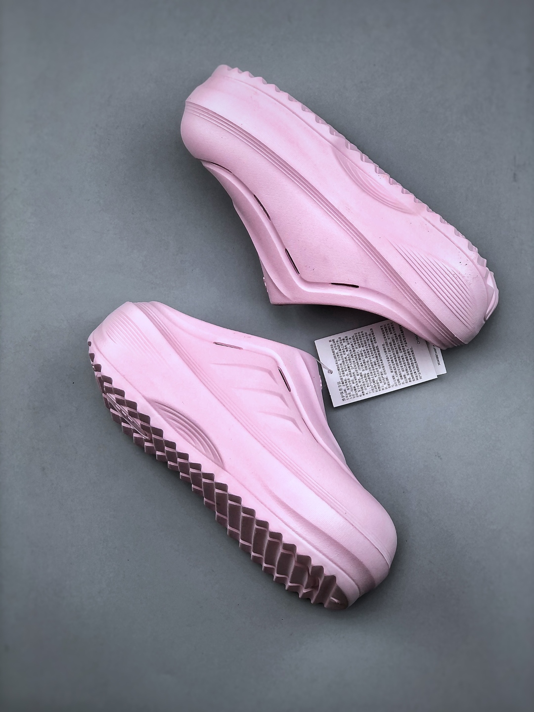 Adidas OZWAVE CLOG - Comfortable, Anti-Slip, and Shock-Absorbing Slides 10 cmp i1746392743614 1604 0 8