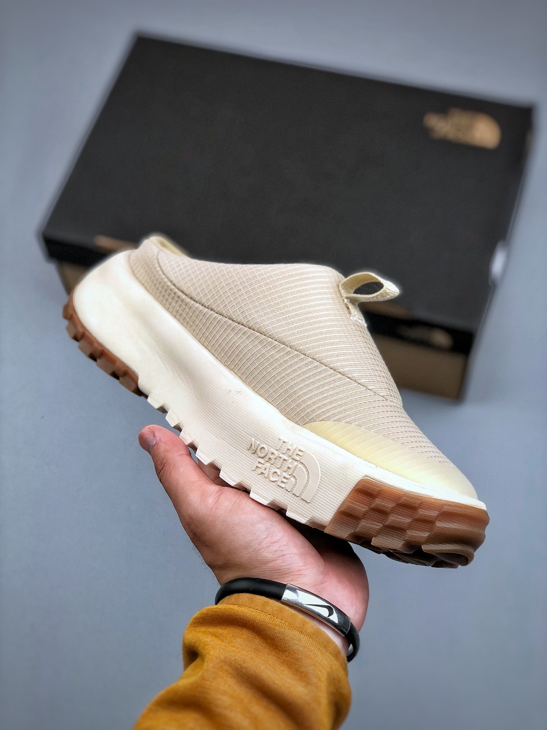 The North Face Never Stop Low-Top Lifestyle Sneakers - Comfortable and Durable 2 cmp i1746392823246 140 0 0