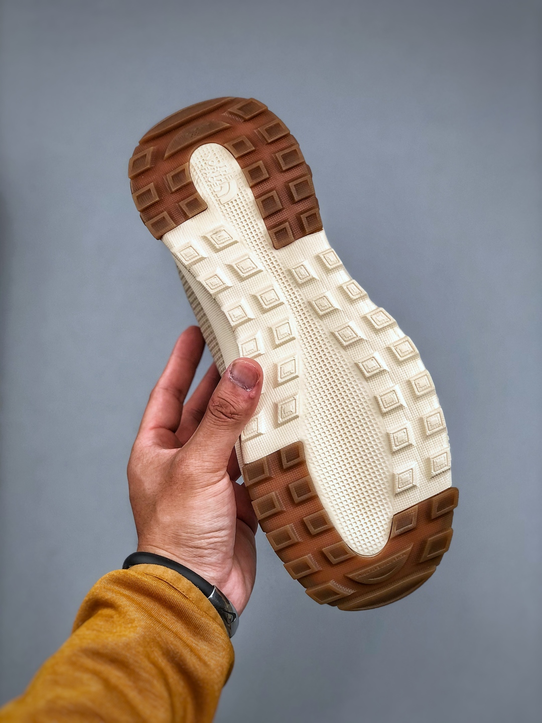 The North Face Never Stop Low-Top Lifestyle Sneakers - Comfortable and Durable 9 cmp i1746392823262 5247 0 7