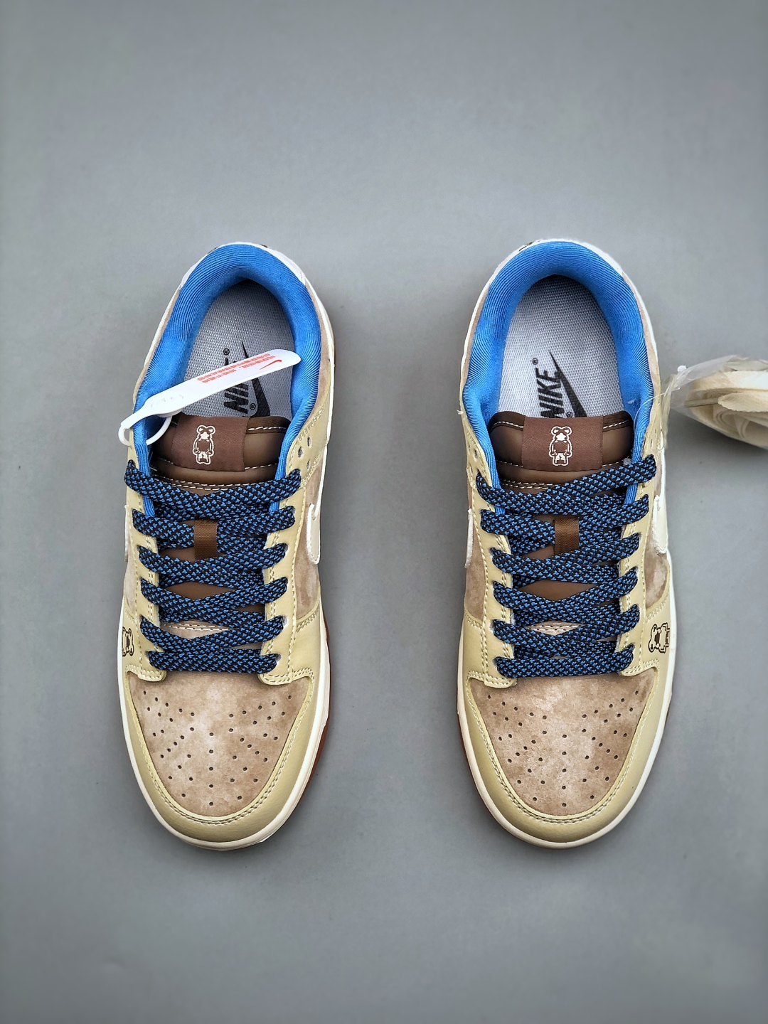 Nike Dunk Low Retro 'DIY' Custom Sneakers - Premium Leather, Low-Top Design 6 cmp i1746392889829 6246 0 4