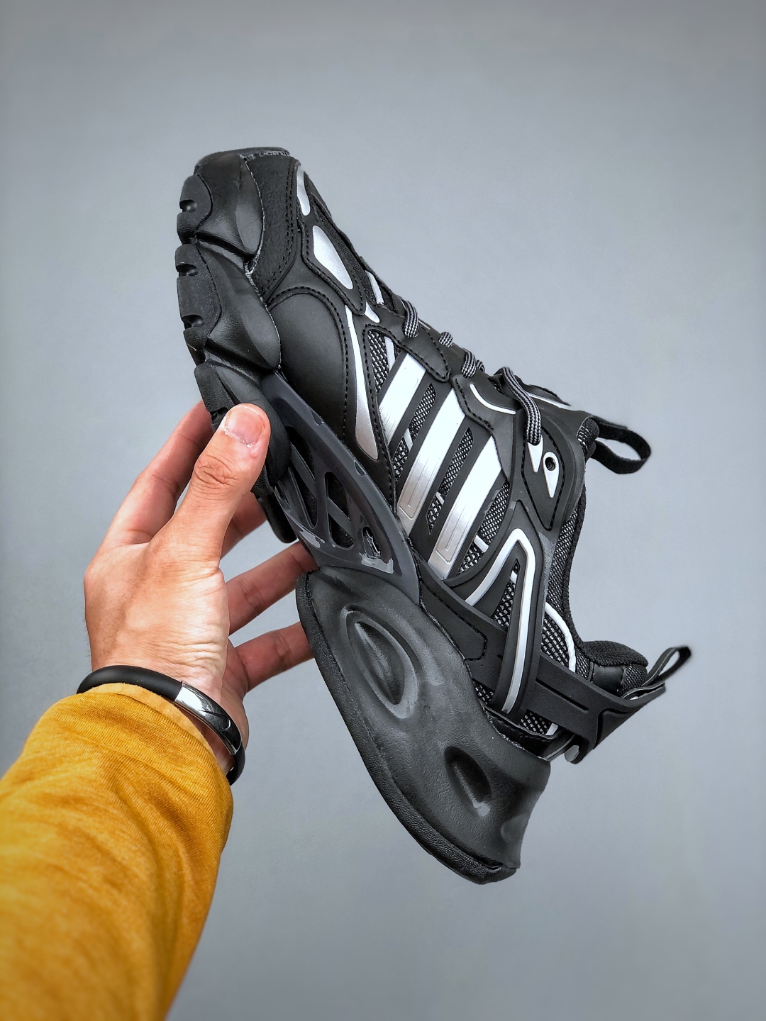 Adidas AD XLG Runner Deluxe CNY Lightweight Retro Cyberpunk Sneakers 3 cmp i1746393163556 6840 0 1