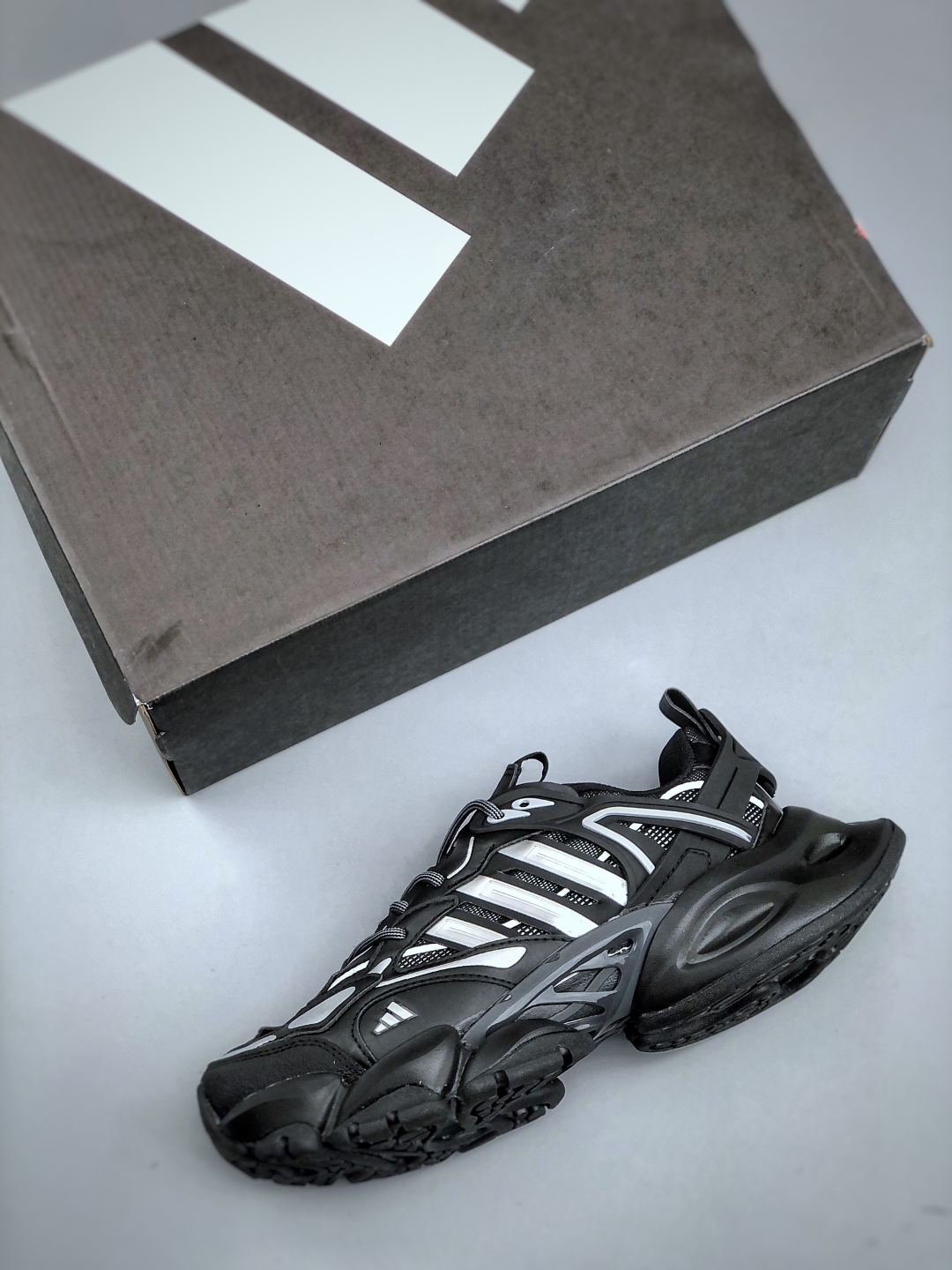 Adidas AD XLG Runner Deluxe CNY Lightweight Retro Cyberpunk Sneakers 4 cmp i1746393163574 4474 0 2