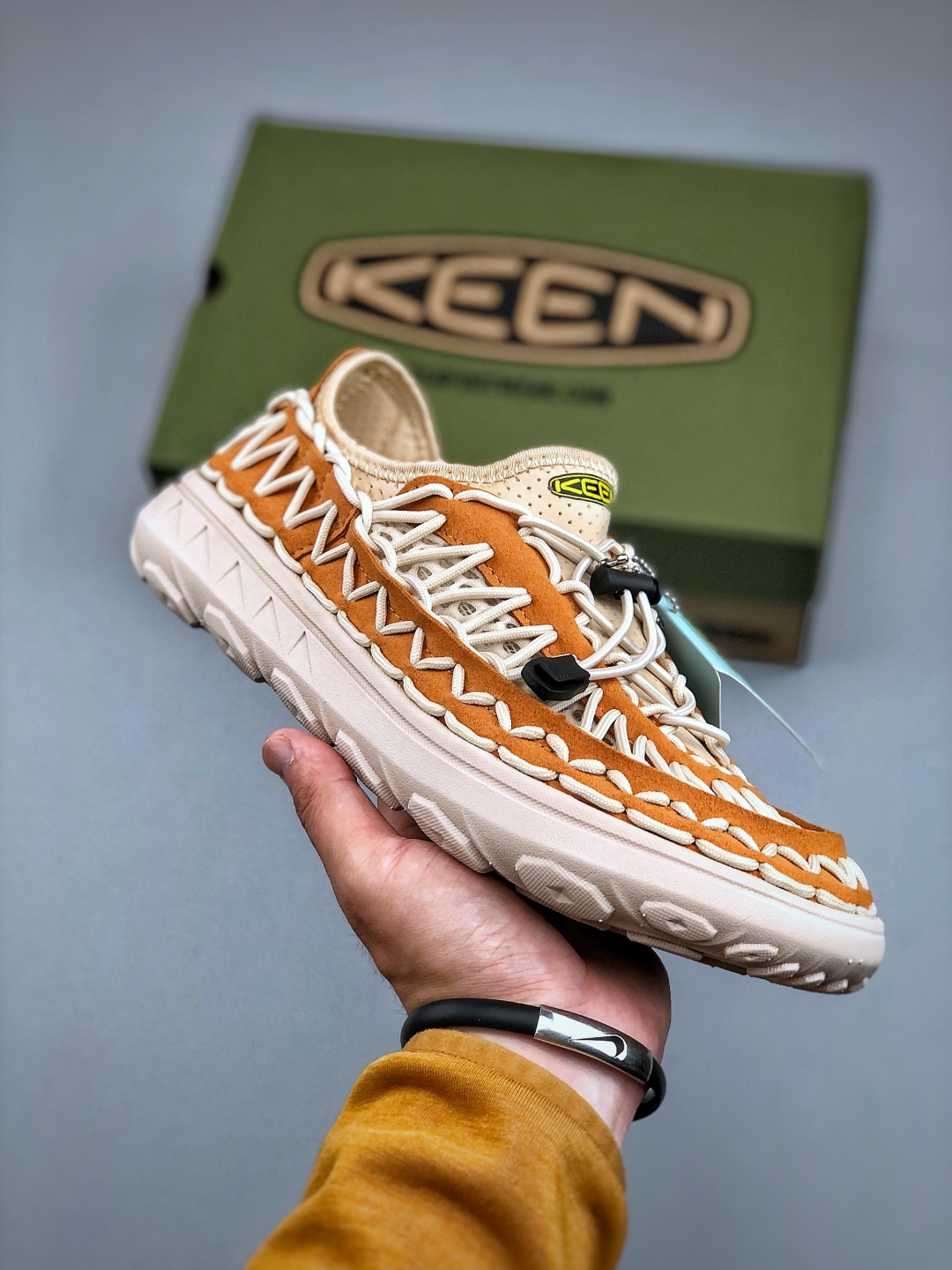 Keen Uneek Flat-M Woven Elastic Outdoor Sandals - Size 38 to 47 3 cmp i1746393242939 1042 0 0