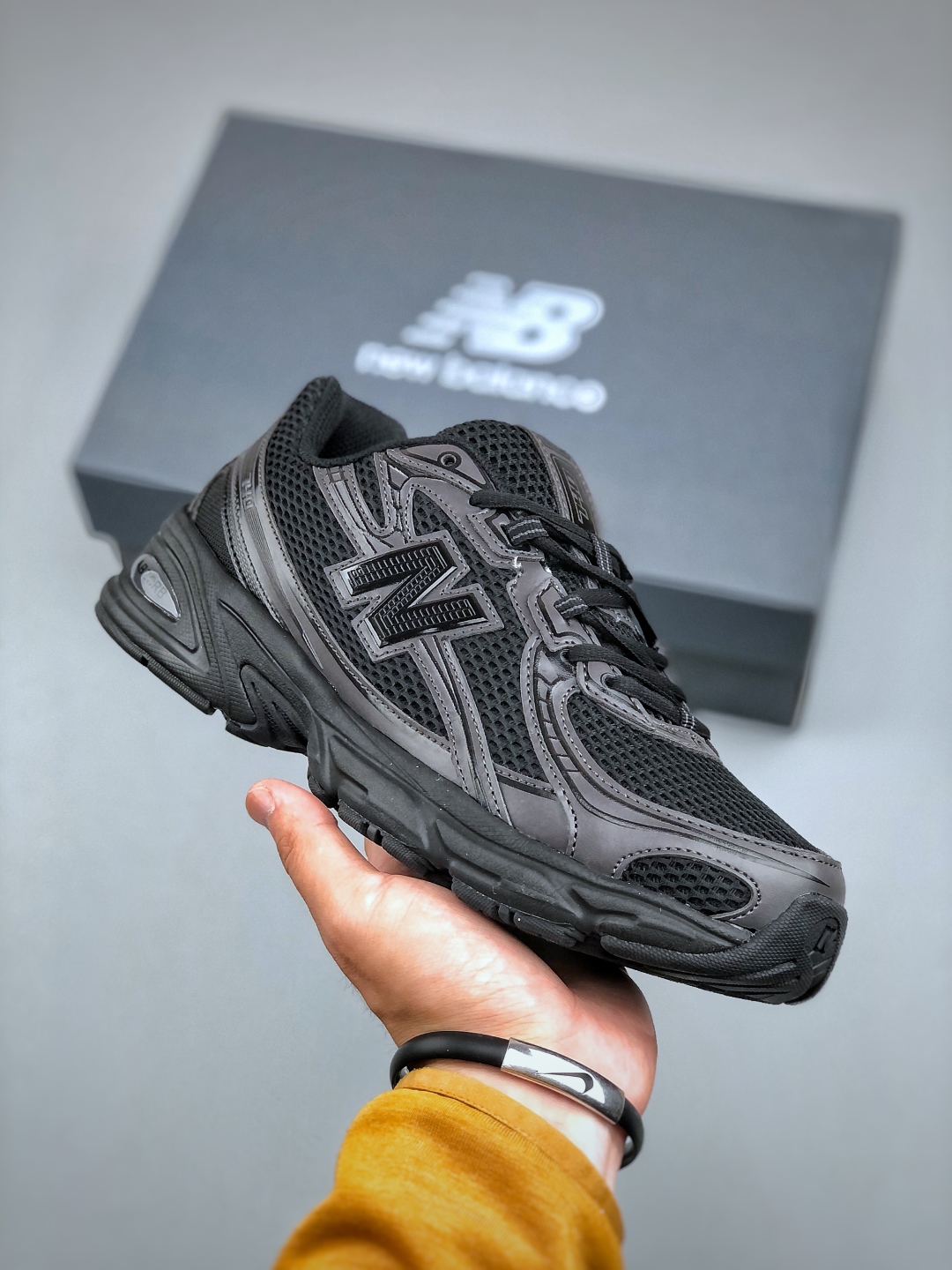 New Balance U740BO2 Retro Casual Running Shoes - Stylish Comfort & Durability 2 cmp i1746479222600 5124 0 0