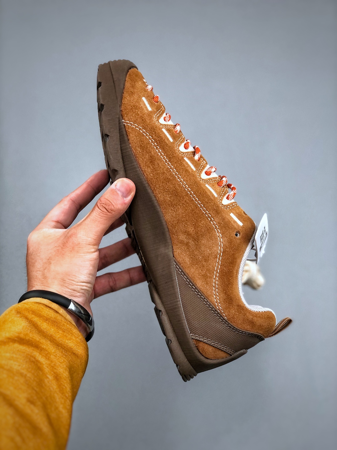KEEN Japanese Street Retro Hiking Sneakers - Lightweight and Stylish 3 cmp i1746479251240 7618 0 1