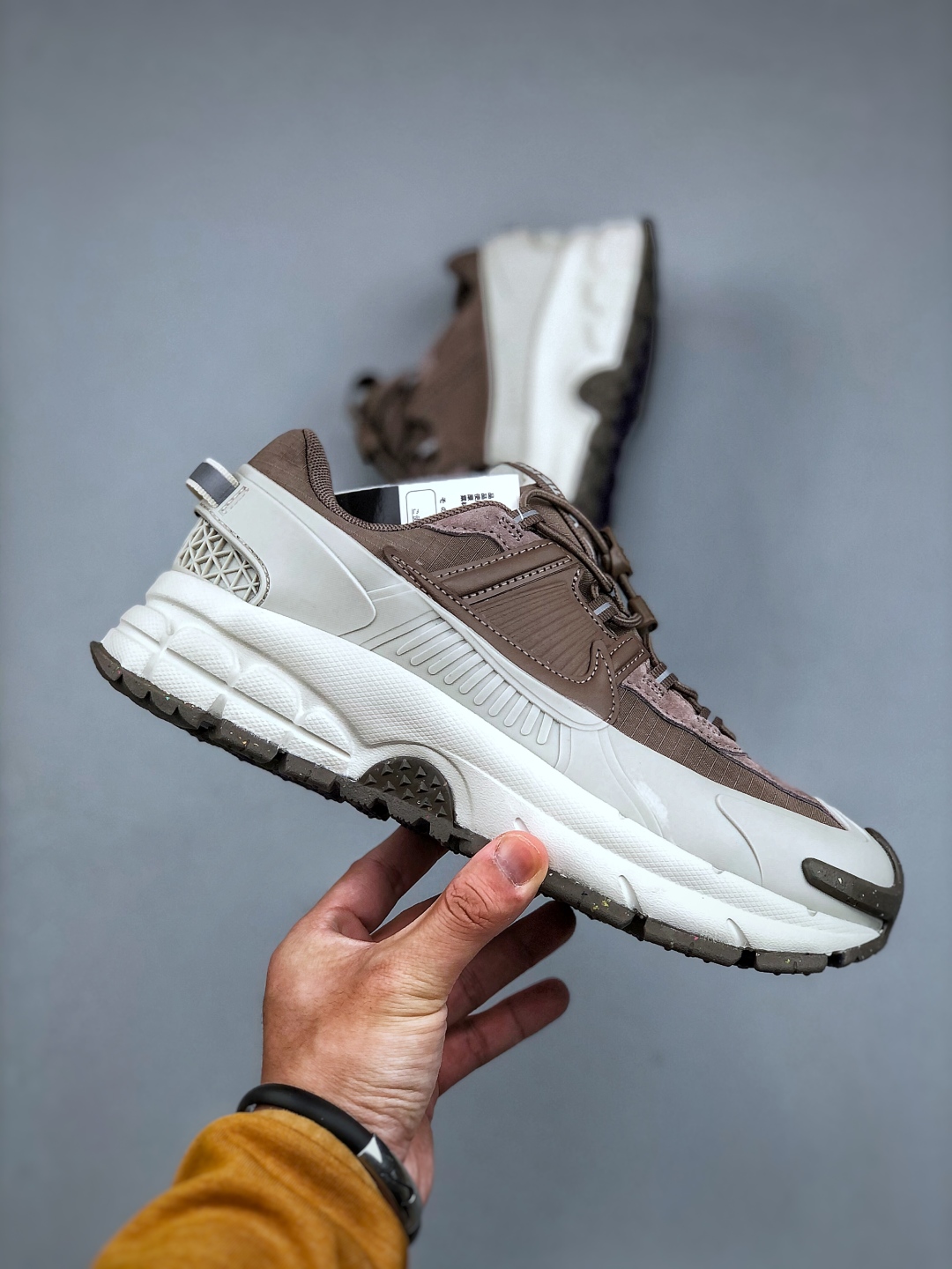 Nike Zoom Vomero 5 Roam Retro Marathon Running Shoes HQ2181-006 5 cmp i1746479570269 7870 0 3