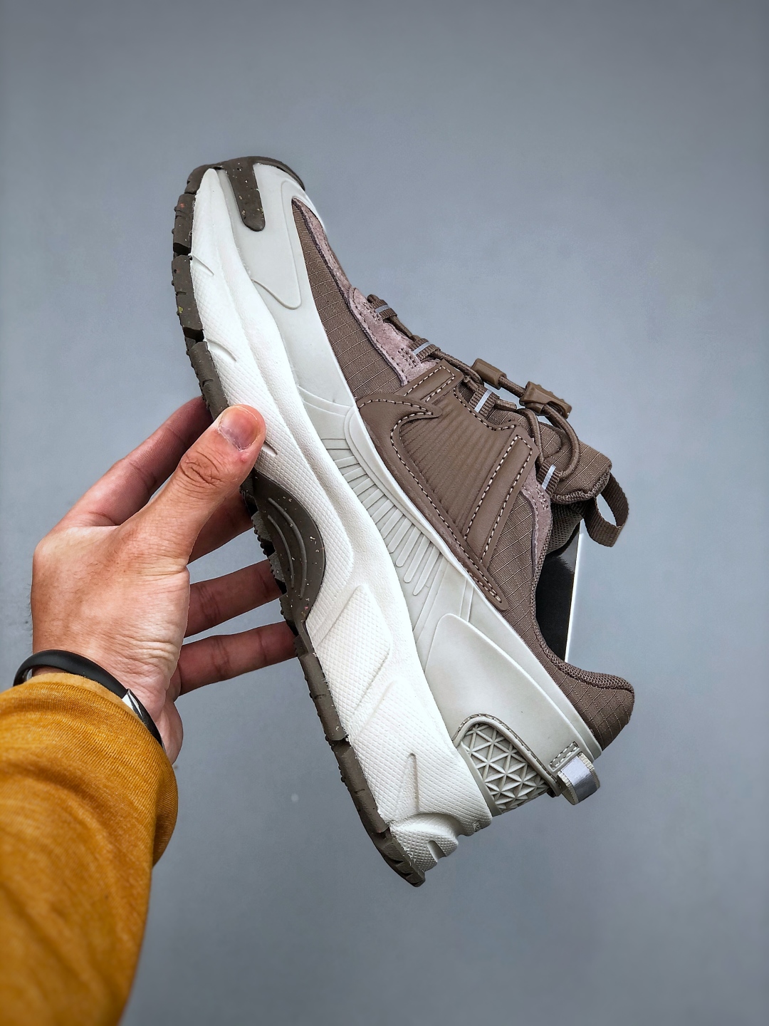 Nike Zoom Vomero 5 Roam Retro Marathon Running Shoes HQ2181-006 3 cmp i1746479572637 3582 0 1