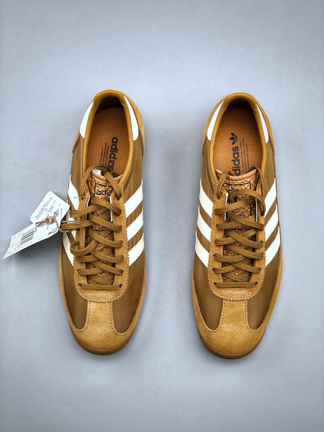 Adidas Originals SL 72: Retro Running Shoes - Classic Style and Comfort 6 cmp i1746479928809 460 0 4