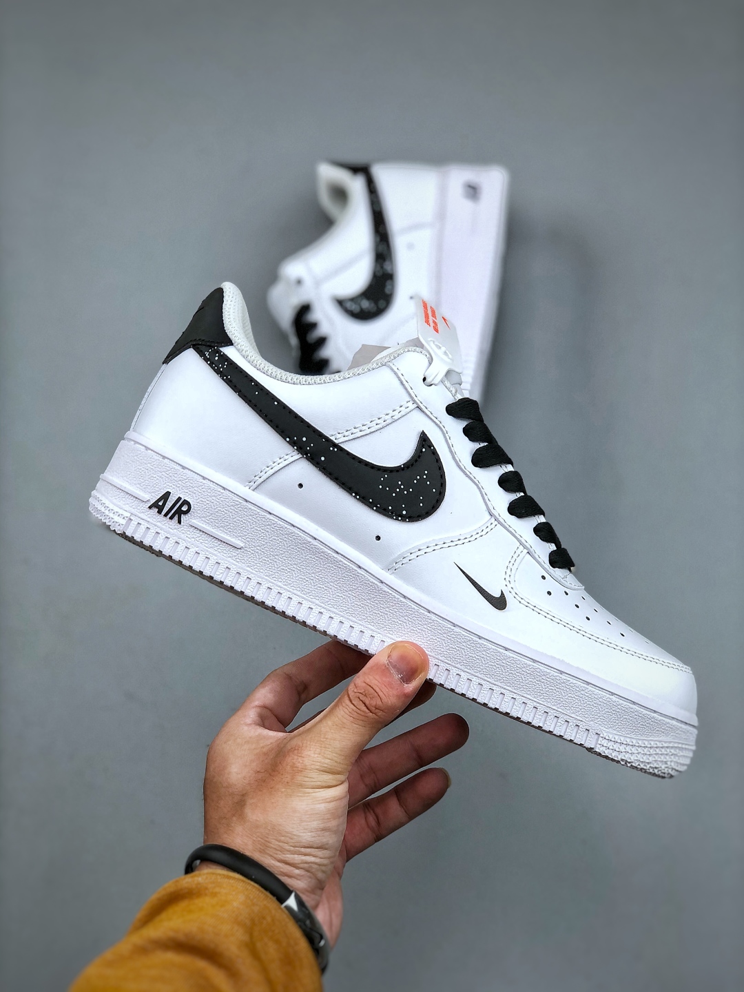 Nike Air Force 1 '07 Low White/Black Dot Casual Sneakers ZH0316-074 5 cmp i1746479986409 9105 0 0